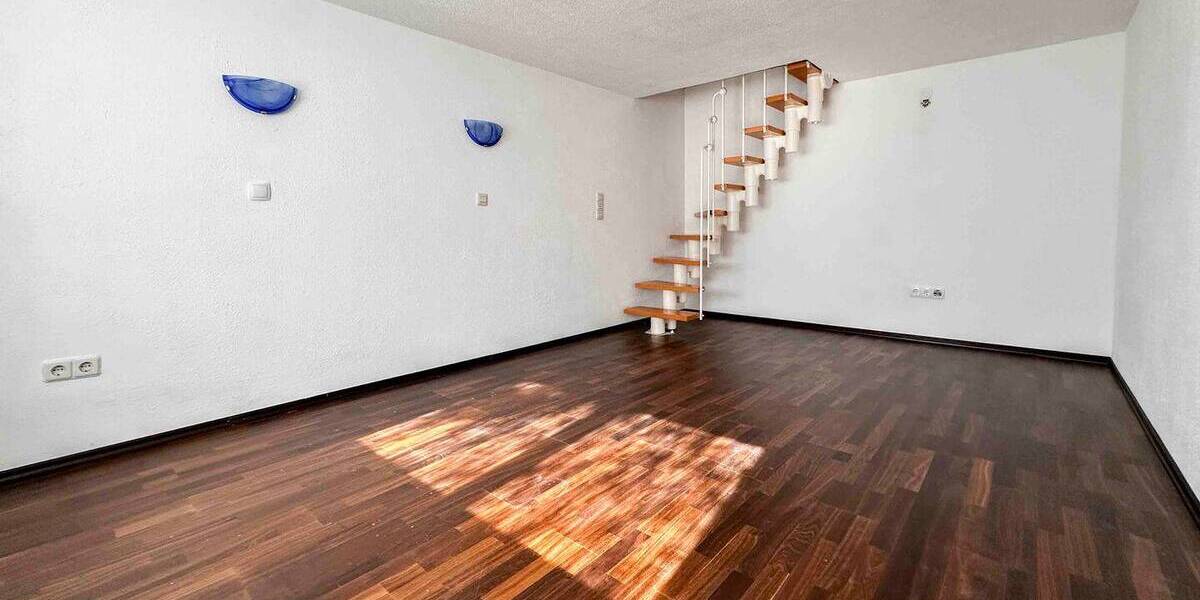 Doppelhaushälfte Nürnberg Schweinau - 8 Zimmer, 179 m&sup2;, 589.000&euro; | Angebot:26704701