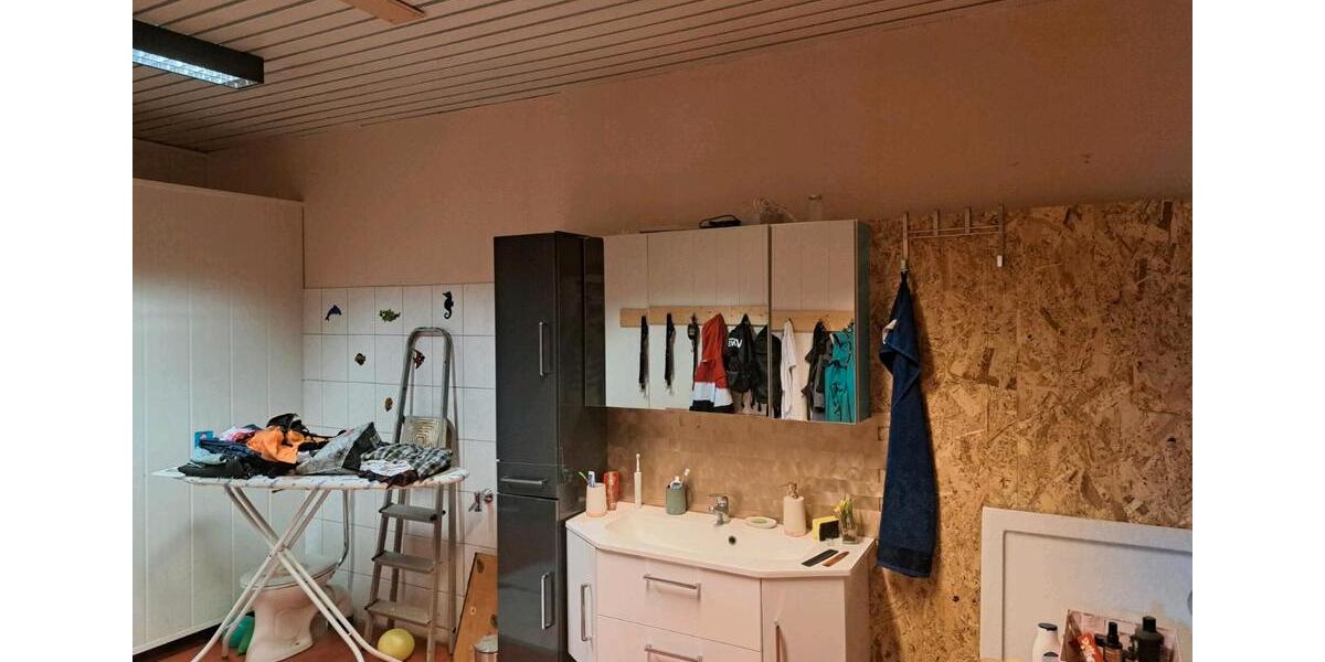Günstige Wohnungen in Mehrfamilienhaus in Sonneberg zu vermieten 5 zimmer