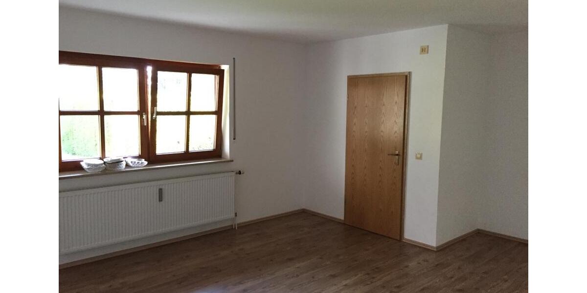 Erdgeschoßwohnung Weisendorf - 1 Zimmer, 35 m&sup2;, 420&euro; | Angebot:26662086