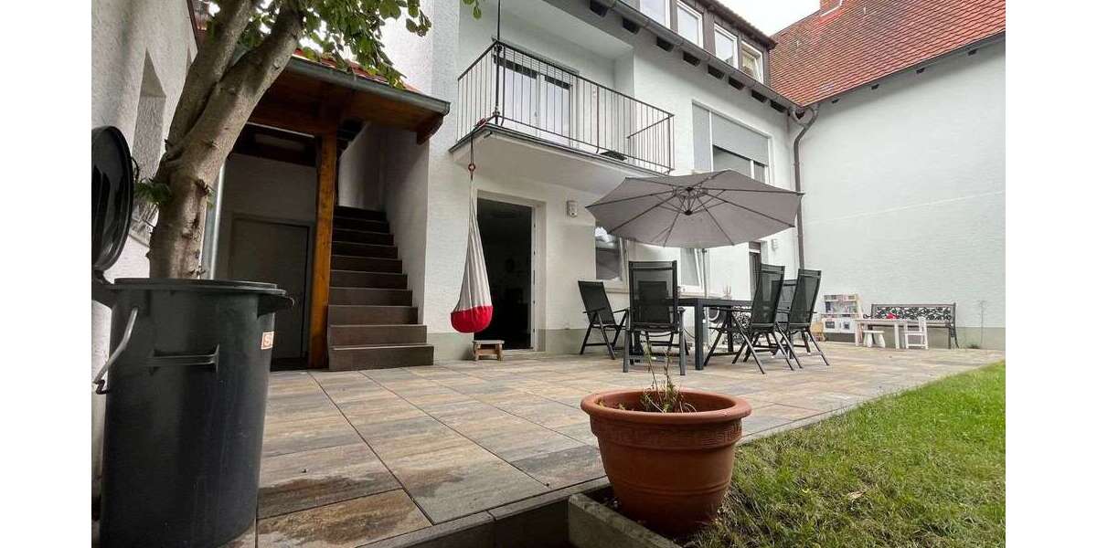 Haus zum Kaufen in Roßtal 650.000 € 171 m² 6 zimmer