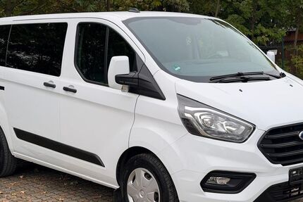 Ford Transit Custom 205.000 km 11.990 &euro; Fürth 90765