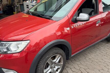 Dacia Sandero 198.000 km 4.400 &euro; Nürnberg 90453