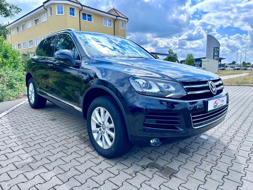 VW Touareg 241.000 km 13.500 € Fürth 90763