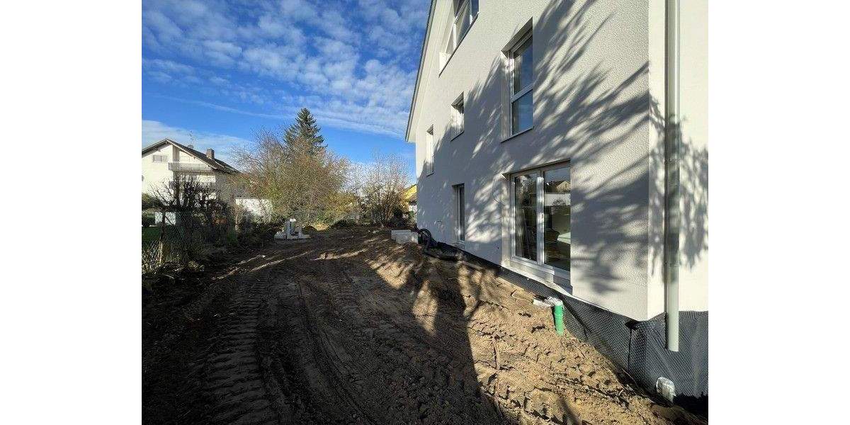 Etagenwohnung Fürth Vach - 4 Zimmer, 121 m&sup2;, 1.740&euro; | Angebot:25213205