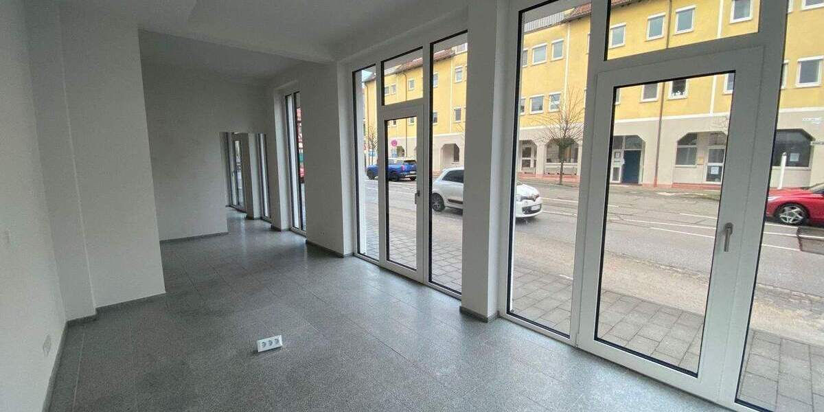 Gewerbeobjekt Lauf an der Pegnitz Lauf - 2 Zimmer, 90 m&sup2;, 330.000&euro; | Angebot:24721307