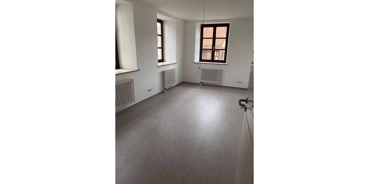 Gewerbeobjekt Wendelstein - 4 Zimmer, 140 m&sup2;, 1.500&euro; | Angebot:26555043