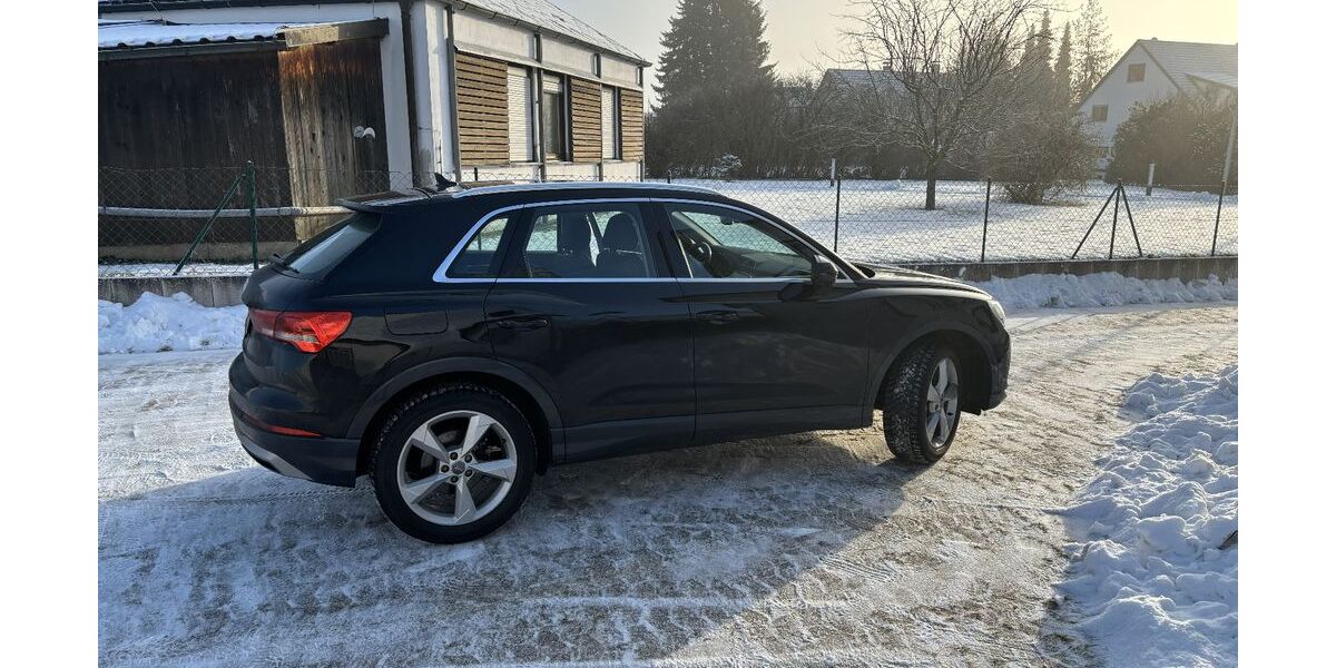 Audi Q3 42.000 km 26.500 &euro; Leinburg 91227
