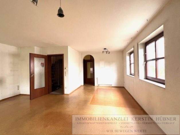 Reserviert: Viel Platz für die Familie und fußläufig zur Innenstadt: Großes REH mit Garten, Carport, Keller in ruhige... 6 zimmer