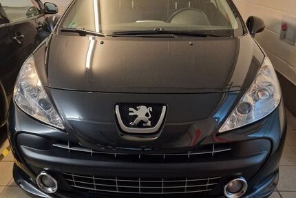 Peugeot 207 69.000 km 5.200 &euro; Lauf 91208