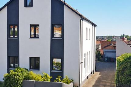 Aparthotel, Mehrgenerationenhaus oder Mietshaus – eine Immobilie, drei Wege zum Erfolg - Gewerbeobjekt Herzogenaurach 10809572132 | Angebot:27118036
