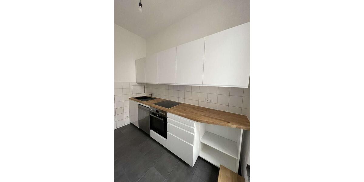 HEGERICH: Altbaucharme zum Verlieben: Stilvoll renovierte 3-Zimmer-Wohnung in Nürnberg-St. Peter 3 zimmer