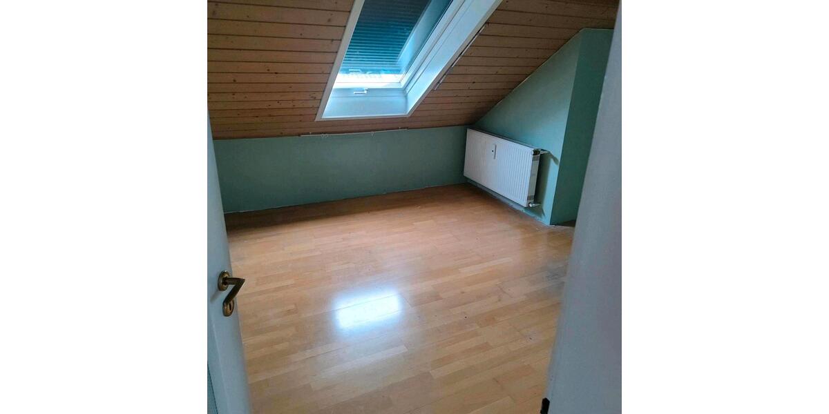 Dachgeschoßwohnung Allersberg Eismannsdorf - 4 Zimmer, 87 m&sup2;, 185.000&euro; | Angebot:26053224