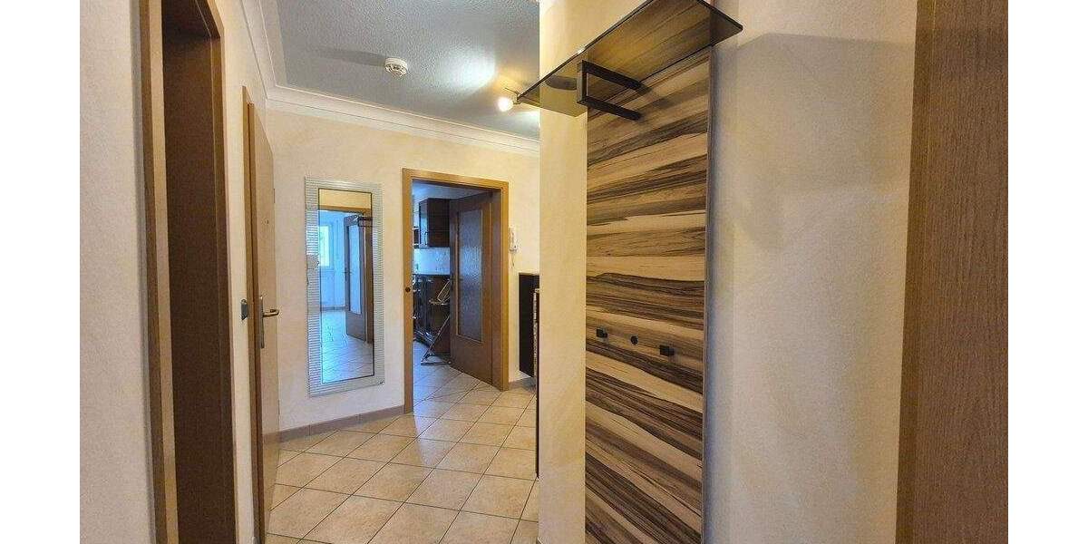 Etagenwohnung Wendelstein - 3 Zimmer, 76 m&sup2;, 860&euro; | Angebot:25679293