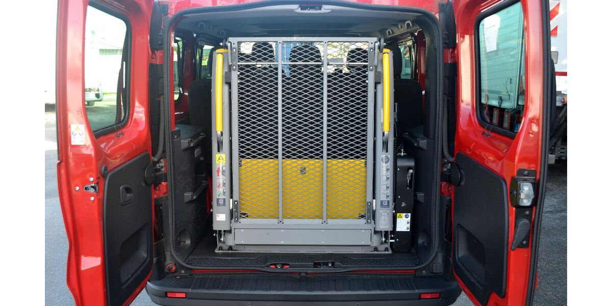 Opel Vivaro 101.859 km 15.980 &euro; Nürnberg 90408
