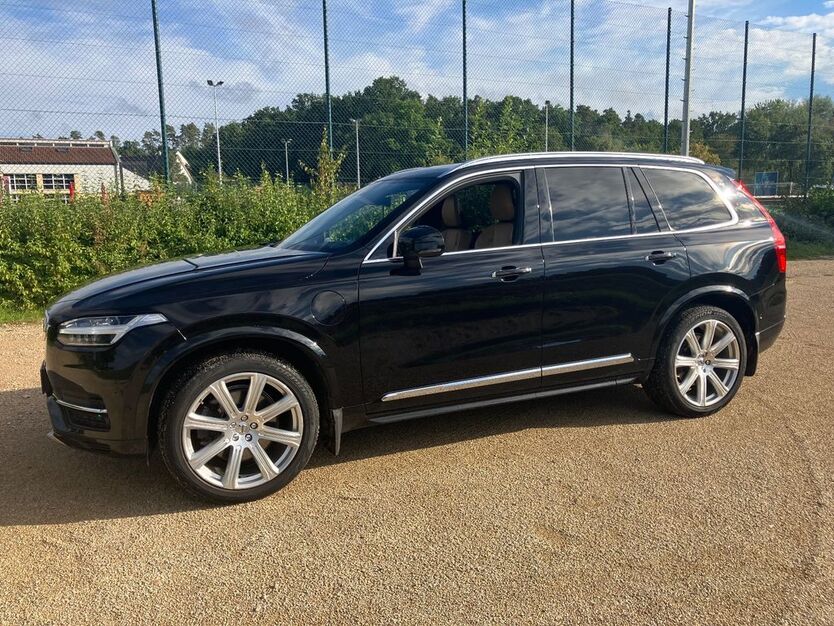 Volvo XC90 141.000 km 31.000 € Erlangen 91052