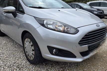 Ford Fiesta 103.500 km 3.850 &euro; Büchenbach 91186