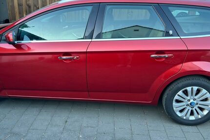 Ford Mondeo 223.000 km 3.900 &euro; Forchheim 91301