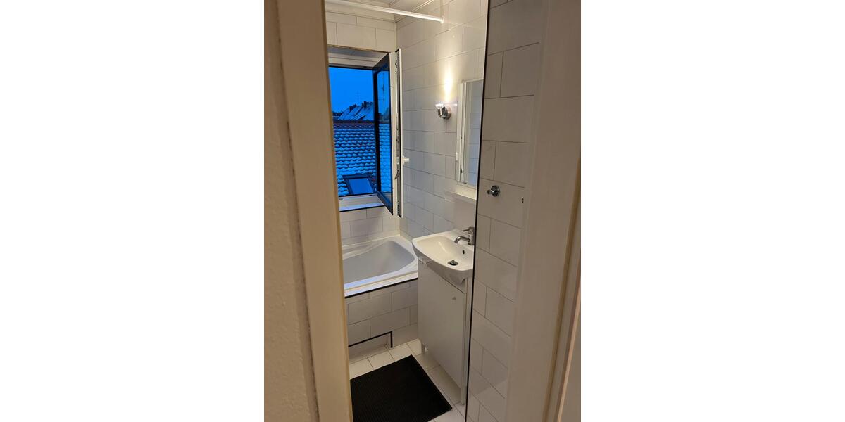 Etagenwohnung Nürnberg Erlenstegen - 2 Zimmer, 47 m&sup2;, 780&euro; | Angebot:24691436