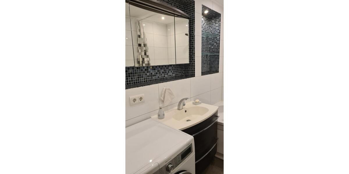 Etagenwohnung Nürnberg Schnepfenreuth - 3 Zimmer, 77 m&sup2;, 1.050&euro; | Angebot:26227739