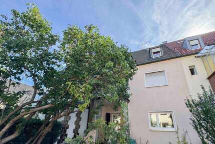 Haus zum Kaufen in Nürnberg 499.000 € 149.26 m² 6 zimmer