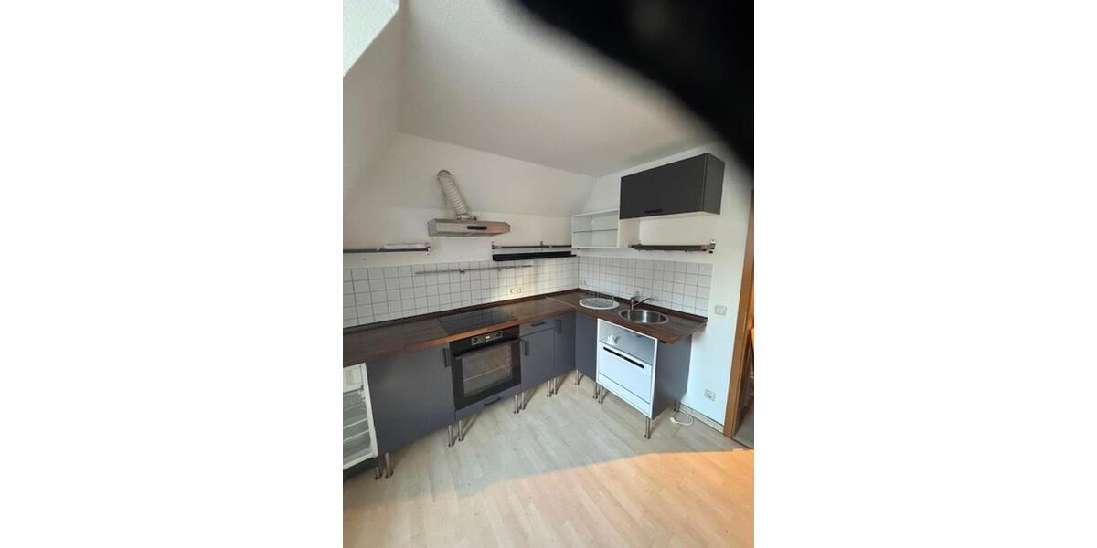 Sehr schöne 2 Zi-Wohnung mit Balkon und TG-Stellplatz in der Innenstadt von Erlangen zu vermieten 2 zimmer