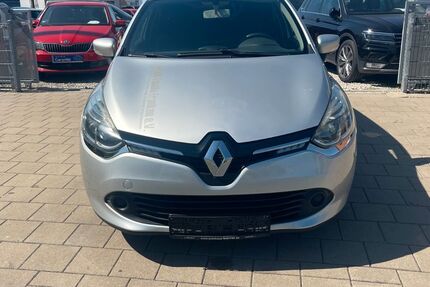 Renault Clio 134.000 km 4.900 &euro; Fürth 90763