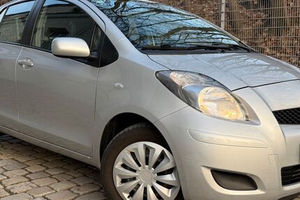 Toyota Yaris 66.750 km 4.990 &euro; Nürnberg 90431