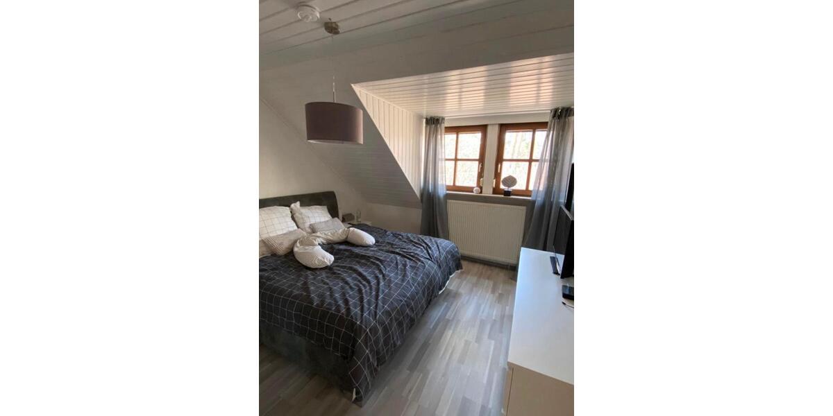 Reihenhaus Roth - 4 Zimmer, 120 m&sup2;, 1.400&euro; | Angebot:25553113