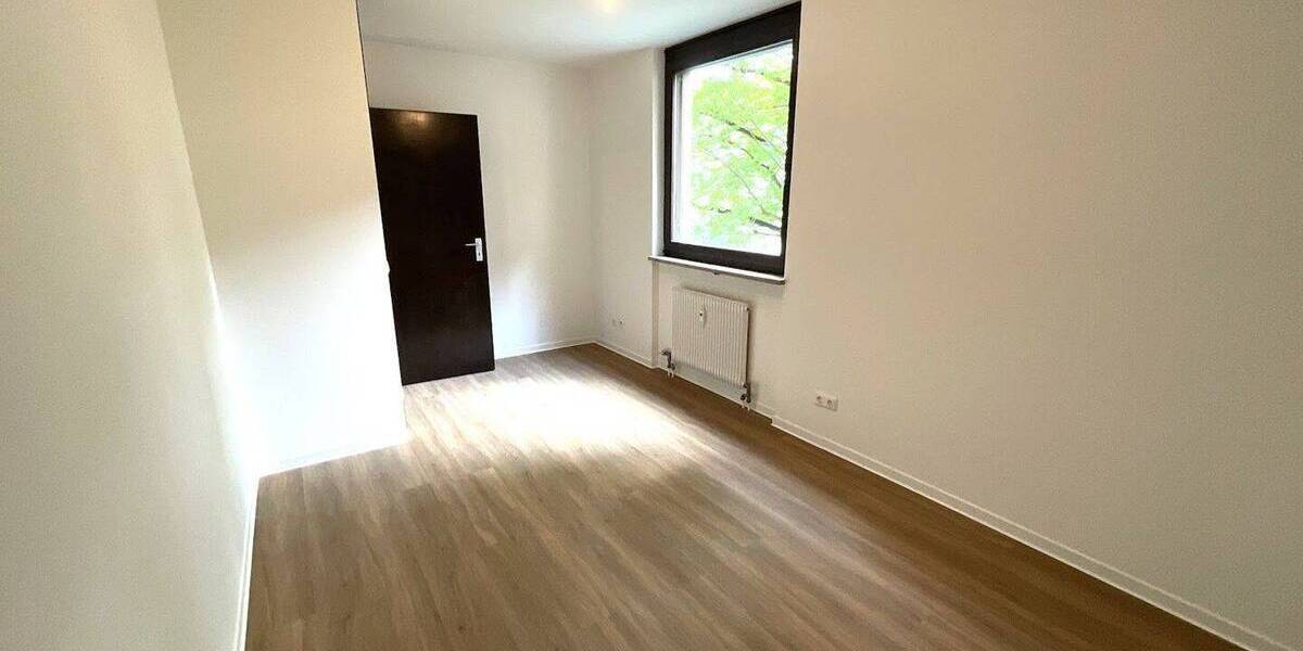 Etagenwohnung Nürnberg Steinbühl - 3 Zimmer, 71 m&sup2;, 879&euro; | Angebot:26692604