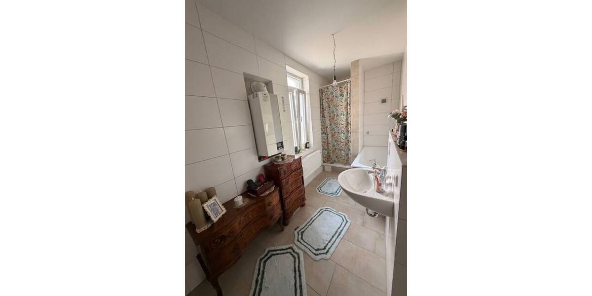 Etagenwohnung Fürth Innenstadt - 4 Zimmer, 93 m&sup2;, 930&euro; | Angebot:26434523