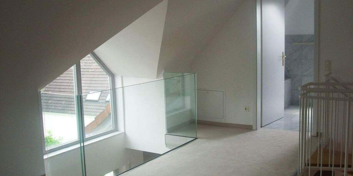 Etagenwohnung Erlangen Burgberg - 2 Zimmer, 90 m&sup2;, 499.500&euro; | Angebot:26242908