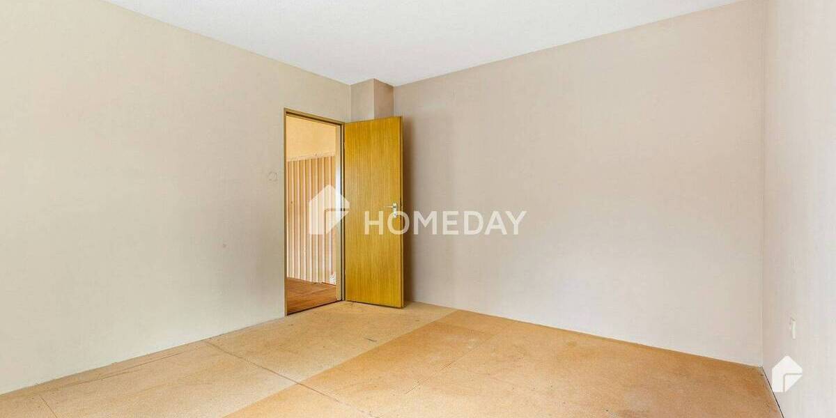 Attraktives Zweifamilienhaus mit 8 Zimmern, EBK und Garage in ruhiger Lage von Nürnberg 8 zimmer