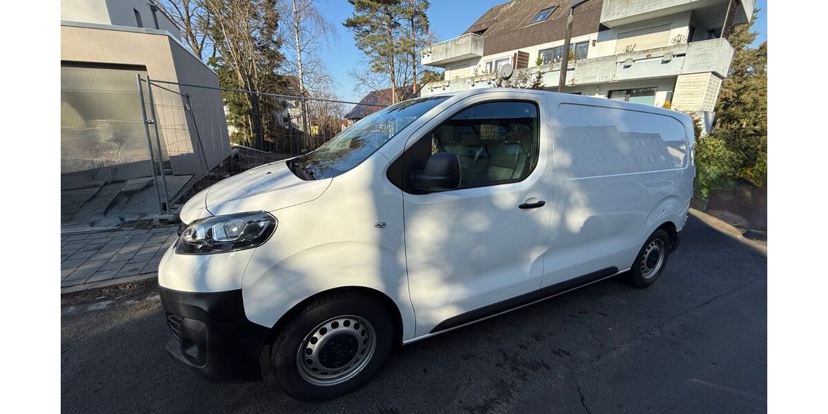 Opel Vivaro 66.000 km 18.700 &euro; Zirndorf 90513
