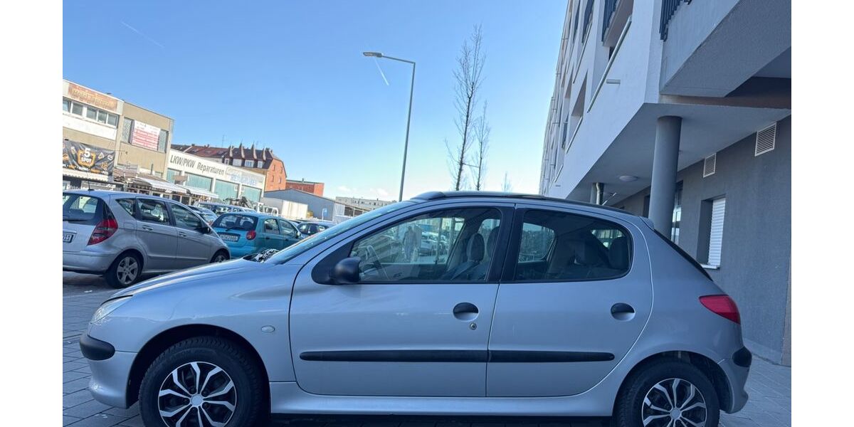 Peugeot 206 78.000 km 1.700 &euro; Nürnberg 90439