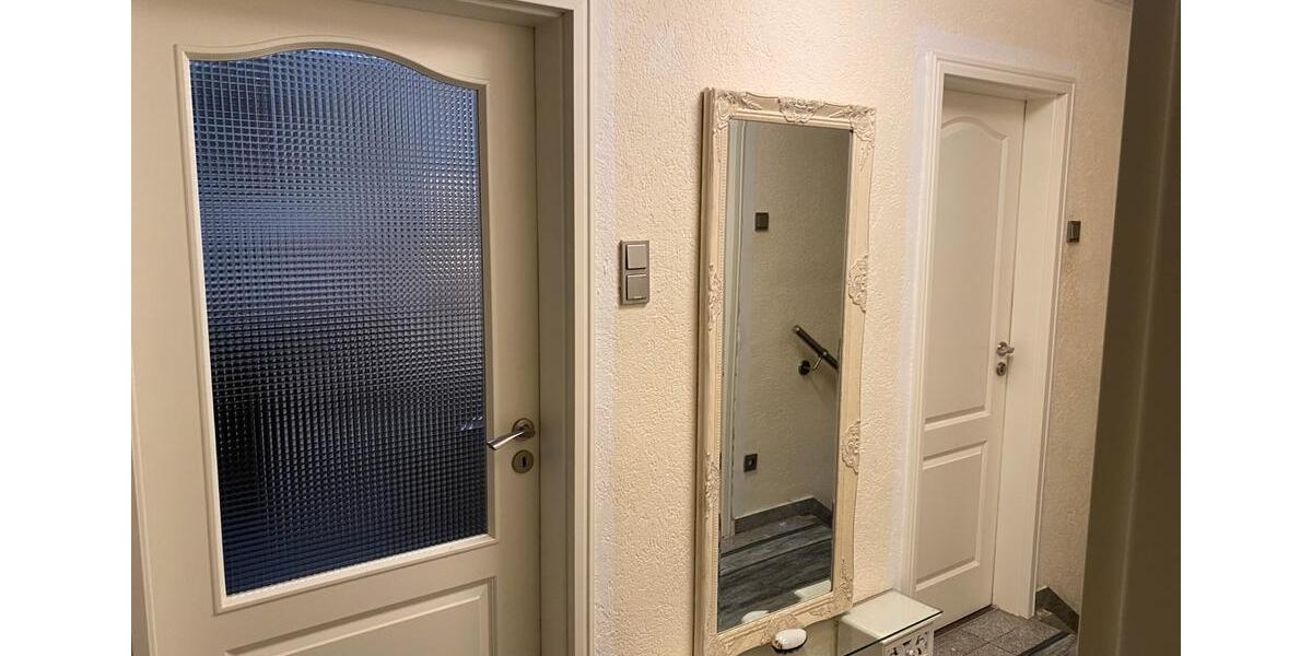 Erdgeschosswohnung , oder als Geschäft 4 zimmer