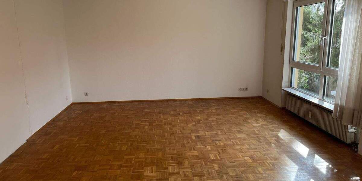 Etagenwohnung Nürnberg Zerzabelshof - 4 Zimmer, 115 m&sup2;, 1.350&euro; | Angebot:25770489