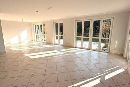 Wohnung Nürnberg Gaismannshof - 4 Zimmer, 145 m&sup2;, 2.000&euro; | Angebot:26502919