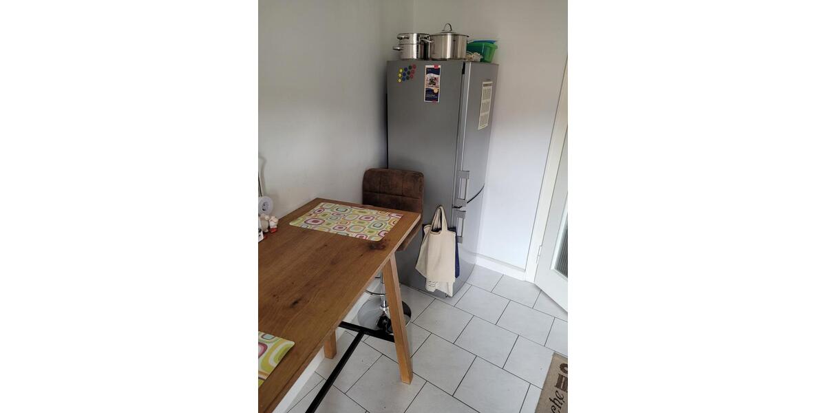 Helle, modernisierte 2-Zimmer-Wohnung mit Balkon – Zentrale Lage 2 zimmer