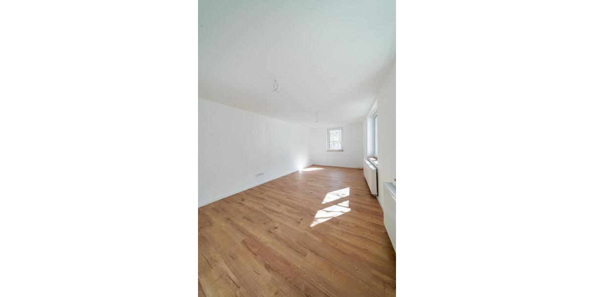 Etagenwohnung Fürth Bislohe - 4 Zimmer, 116 m&sup2;, 1.750&euro; | Angebot:26381876