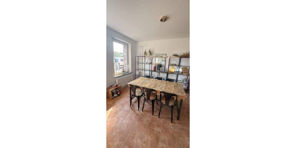 Terrassenwohnung Fürth Nordstadt - 5 Zimmer, 120 m&sup2;, 1.080&euro; | Angebot:26891611