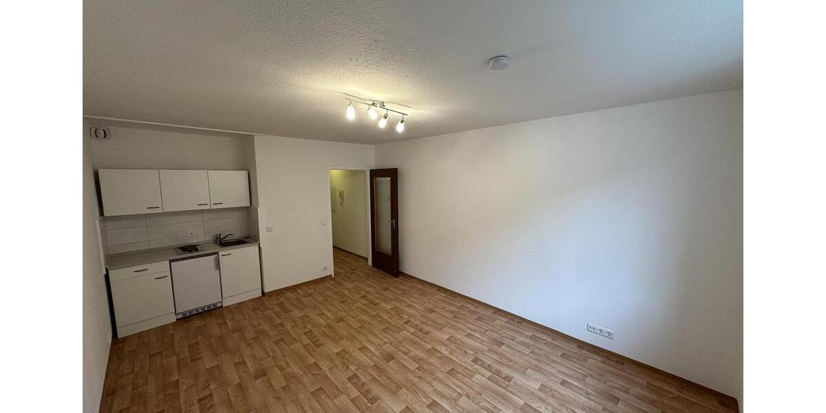Etagenwohnung Nürnberg Hasenbuck - 1 Zimmer, 25 m&sup2;, 390&euro; | Angebot:26423271
