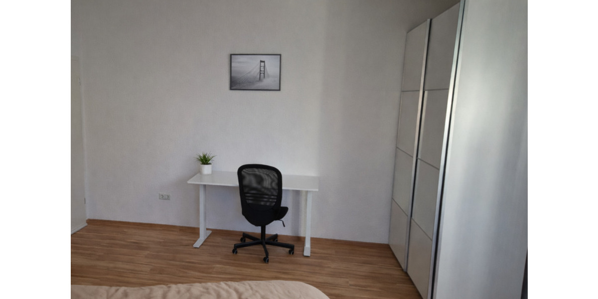 WG-geeignete 3-Zi Whg. (84m2) mit Einbauküche in der Nbg Südstadt 3 zimmer