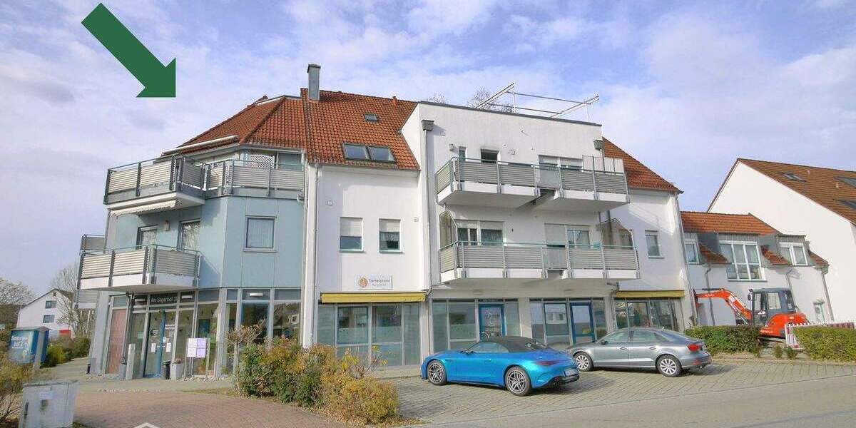 Betreutes Wohnen am Sägerhof: Helle 2-Zimmer-Dachgeschoss-Whg. mit EBK, Auzug u. TG-Stellplatz 2 zimmer