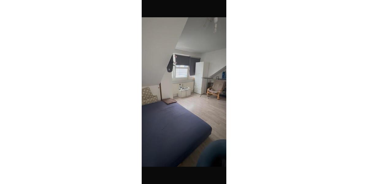Dachgeschoßwohnung Erlangen Am Anger - 1 Zimmer, 22 m&sup2;, 525&euro; | Angebot:26281634