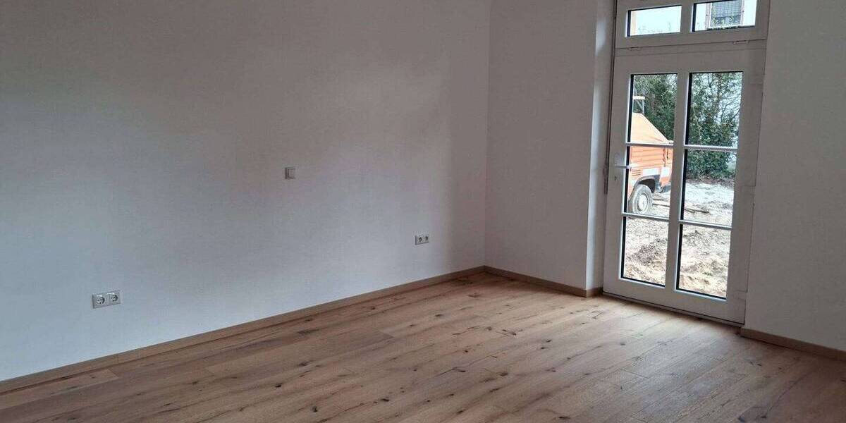Etagenwohnung Forchheim - 2 Zimmer, 110 m&sup2;, 1.295&euro; | Angebot:26450966