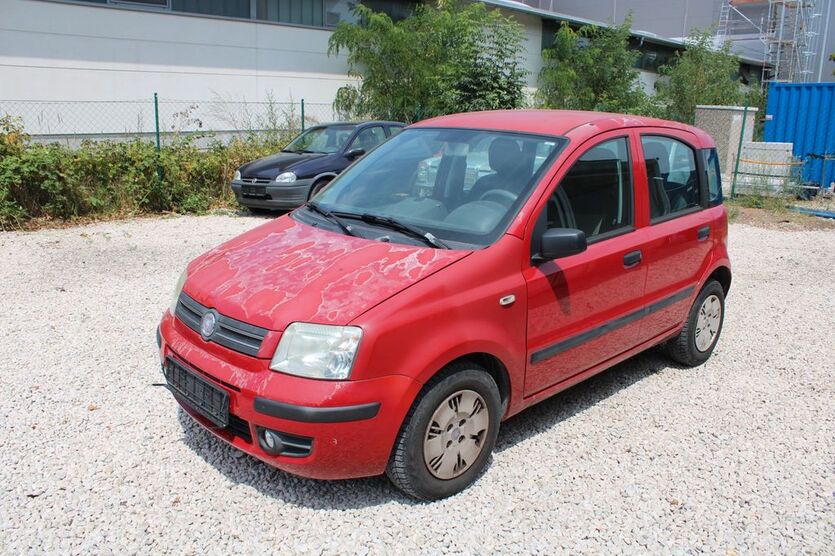 Fiat Panda 162.118 km 799 € Fürth 90768