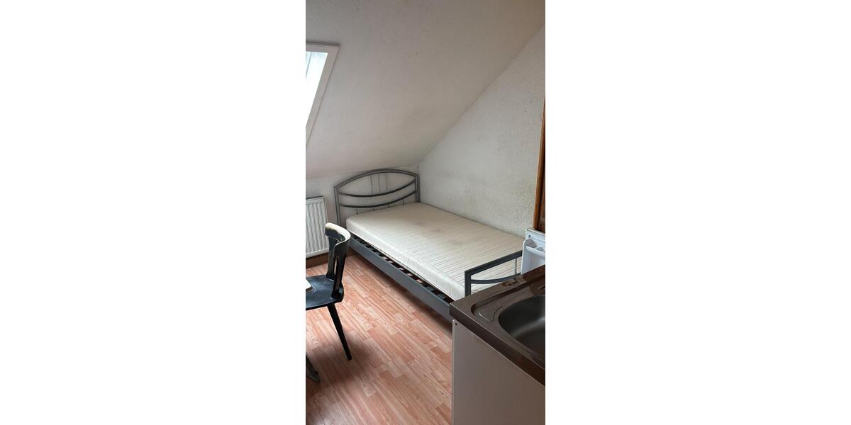 Dachgeschoßwohnung Nürnberg Gärten hinter der Veste - 1 Zimmer, 7 m&sup2;, 320&euro; | Angebot:26459651