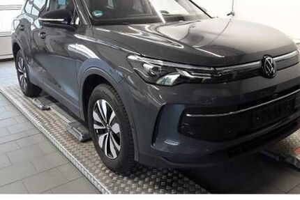 VW Tiguan 25.590 km 33.808 &euro; Nürnberg 90411