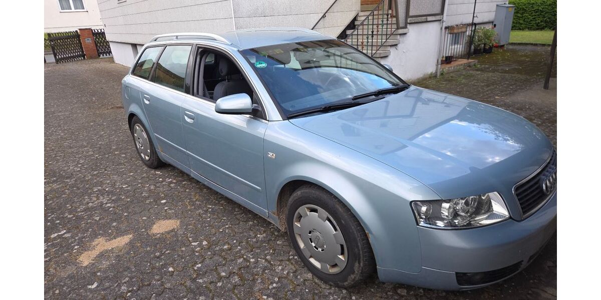 Audi A4 317.000 km 800 &euro; Eckental 90542