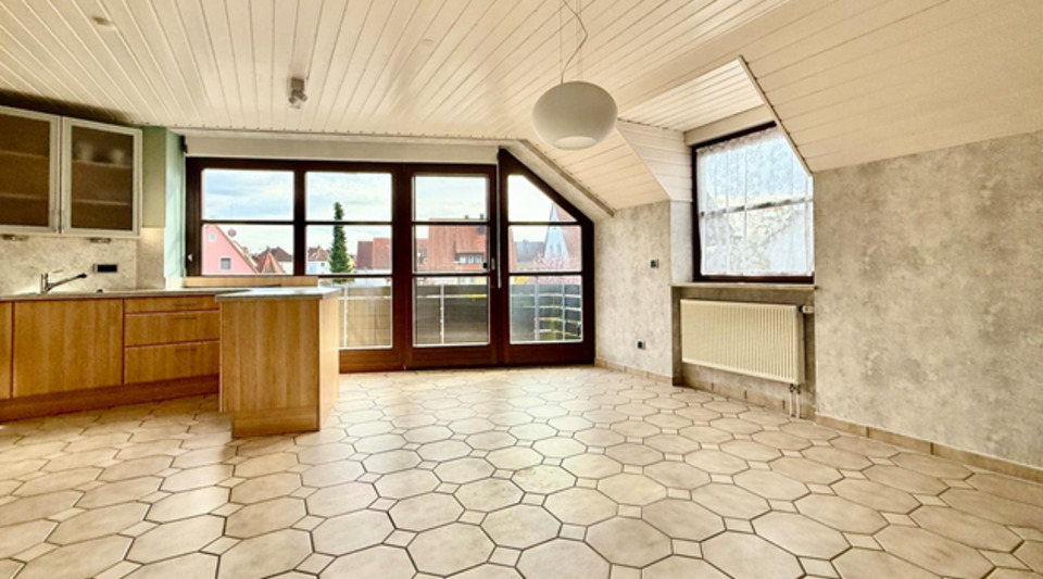 Dachgeschoßwohnung Schwabach - 3 Zimmer, 80 m&sup2;, 960&euro; | Angebot:25782811